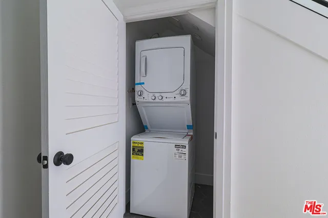 $5,945,000 | 11810 Gilmore Street, North Hollywood, CA 91606