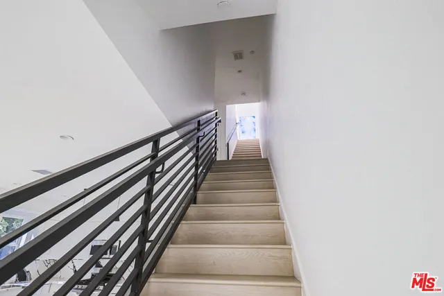 $5,945,000 | 11810 Gilmore Street, North Hollywood, CA 91606