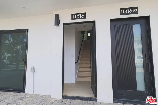 $5,945,000 | 11810 Gilmore Street, North Hollywood, CA 91606