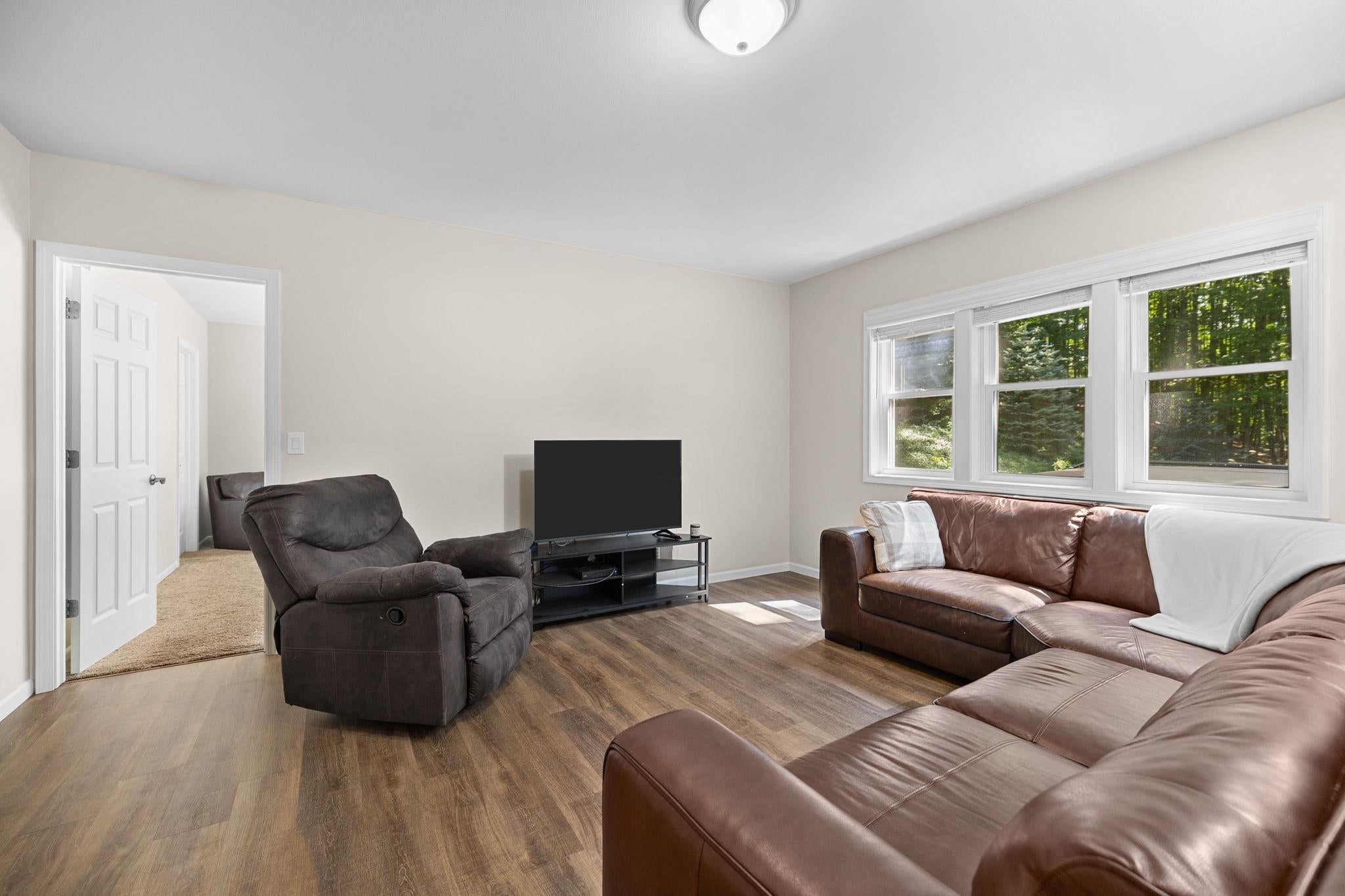 4651 Barnes Road Traverse City, MI 49684 - Photo 32 of 98 Gallery Image 32