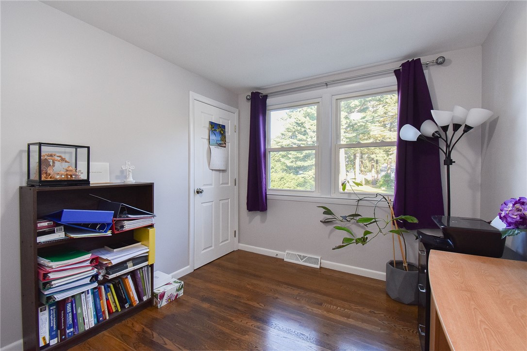 27 Lydia Road Coventry, RI 02816 - Photo 16 of 31