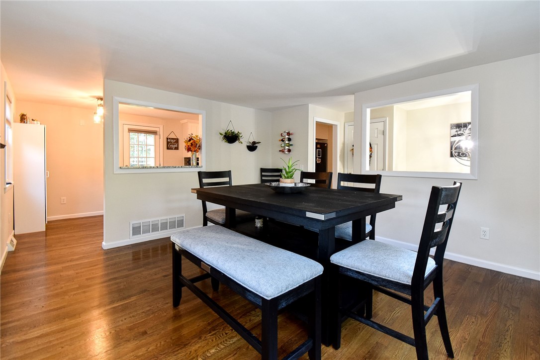 27 Lydia Road Coventry, RI 02816 - Photo 7 of 31