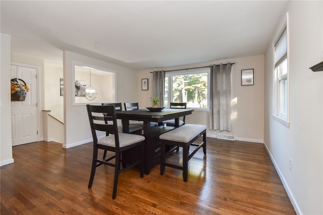 27 Lydia Road Coventry, RI 02816 - Photo 8 of 31