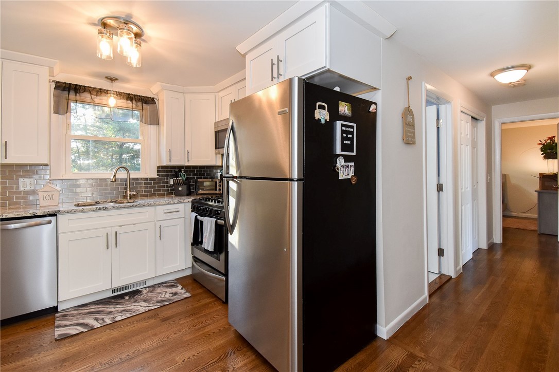 27 Lydia Road Coventry, RI 02816 - Photo 9 of 31