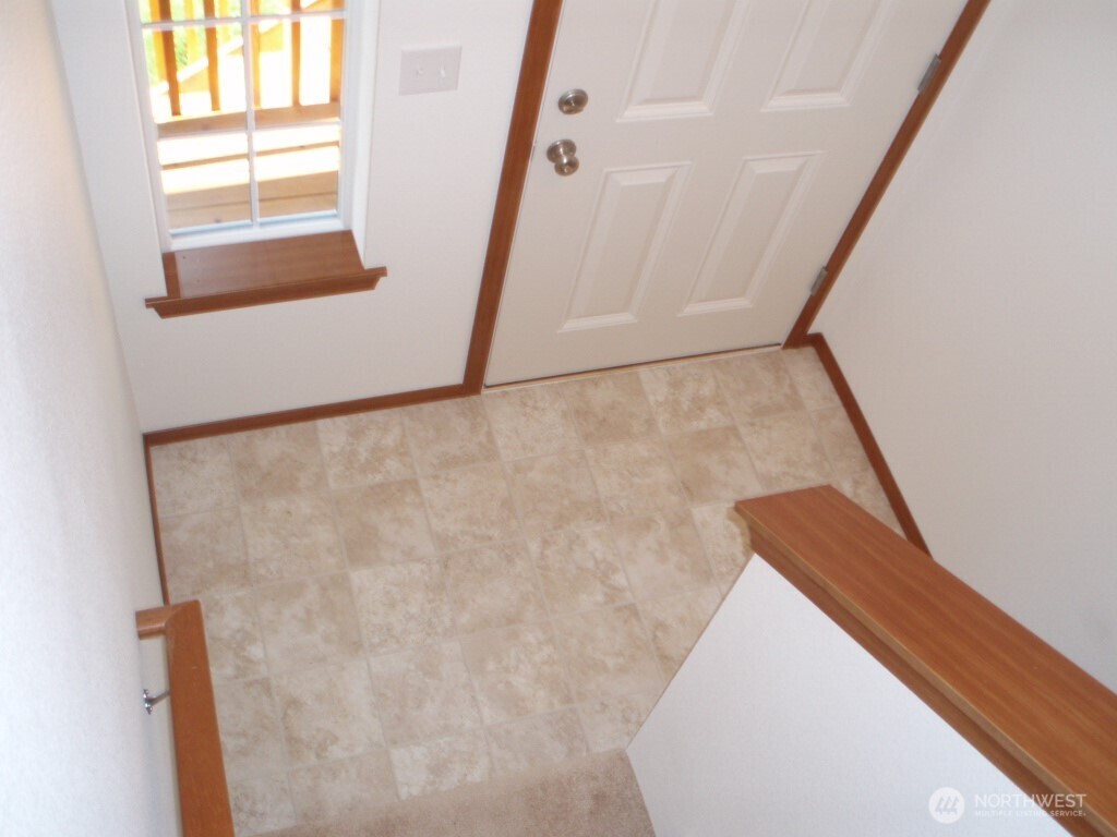 7223 Vandermark Road East Bonney Lake, WA 98391 - Photo 29 of 40