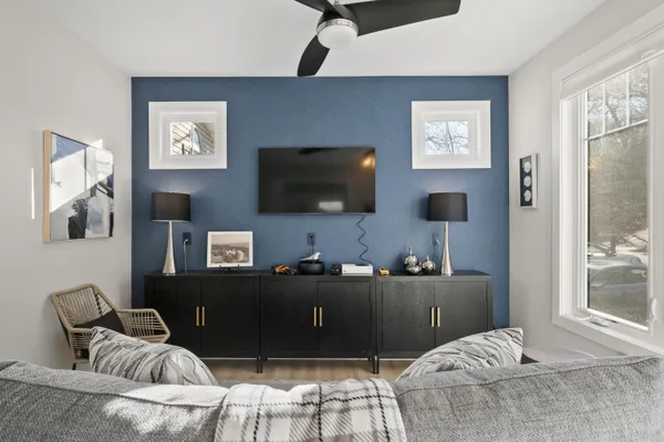 $2,375,000 | 422 South Lake Shore Drive, Fontana, WI 53125