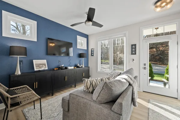 $2,375,000 | 422 South Lake Shore Drive, Fontana, WI 53125