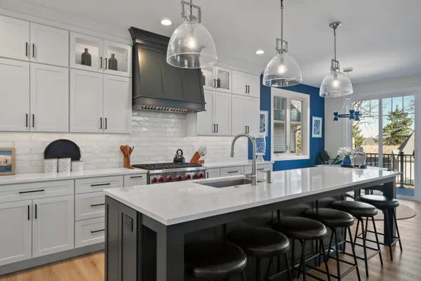 $2,375,000 | 422 South Lake Shore Drive, Fontana, WI 53125