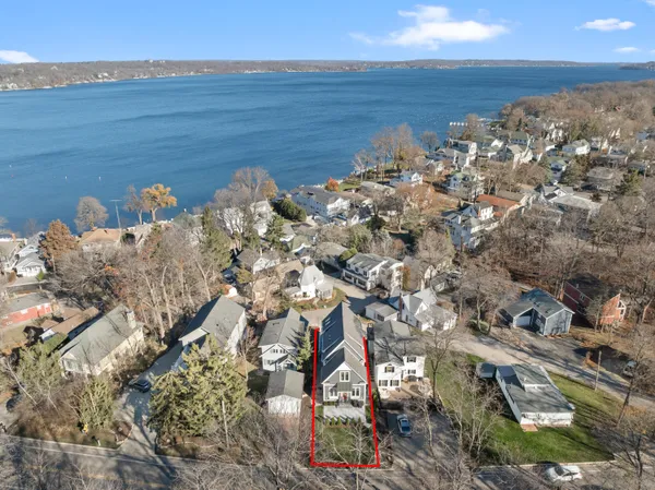 $2,375,000 | 422 South Lake Shore Drive, Fontana, WI 53125