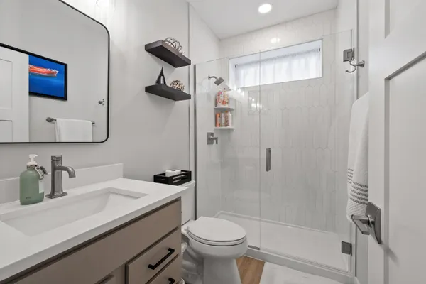 $2,375,000 | 422 South Lake Shore Drive, Fontana, WI 53125