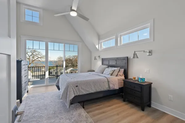 $2,375,000 | 422 South Lake Shore Drive, Fontana, WI 53125