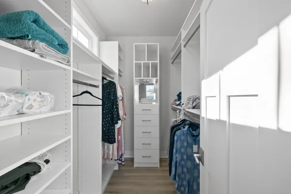 $2,375,000 | 422 South Lake Shore Drive, Fontana, WI 53125