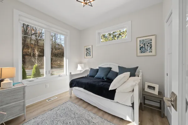 $2,375,000 | 422 South Lake Shore Drive, Fontana, WI 53125