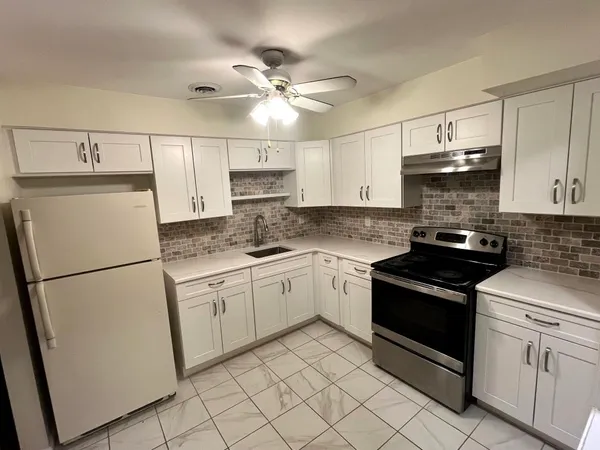 $1,900 | 44 West 56th Street, Bayonne, NJ 07002