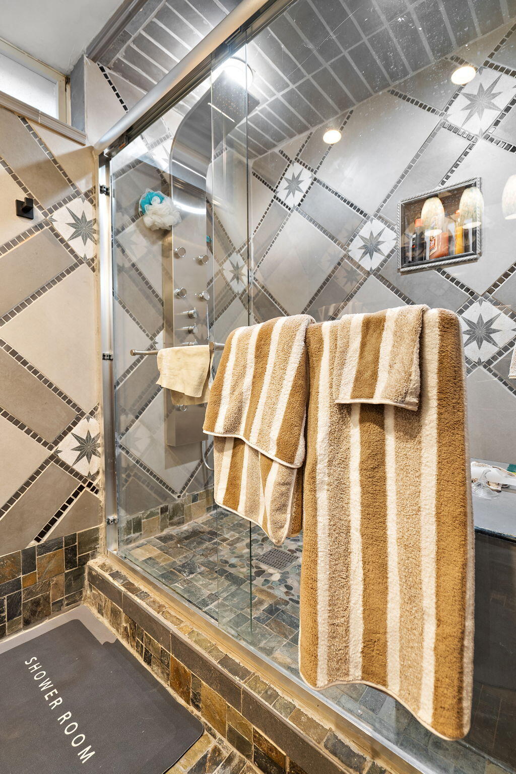 733 South Indiana Avenue Griffith, IN 46319 - Photo 37 of 48 a view of parking area