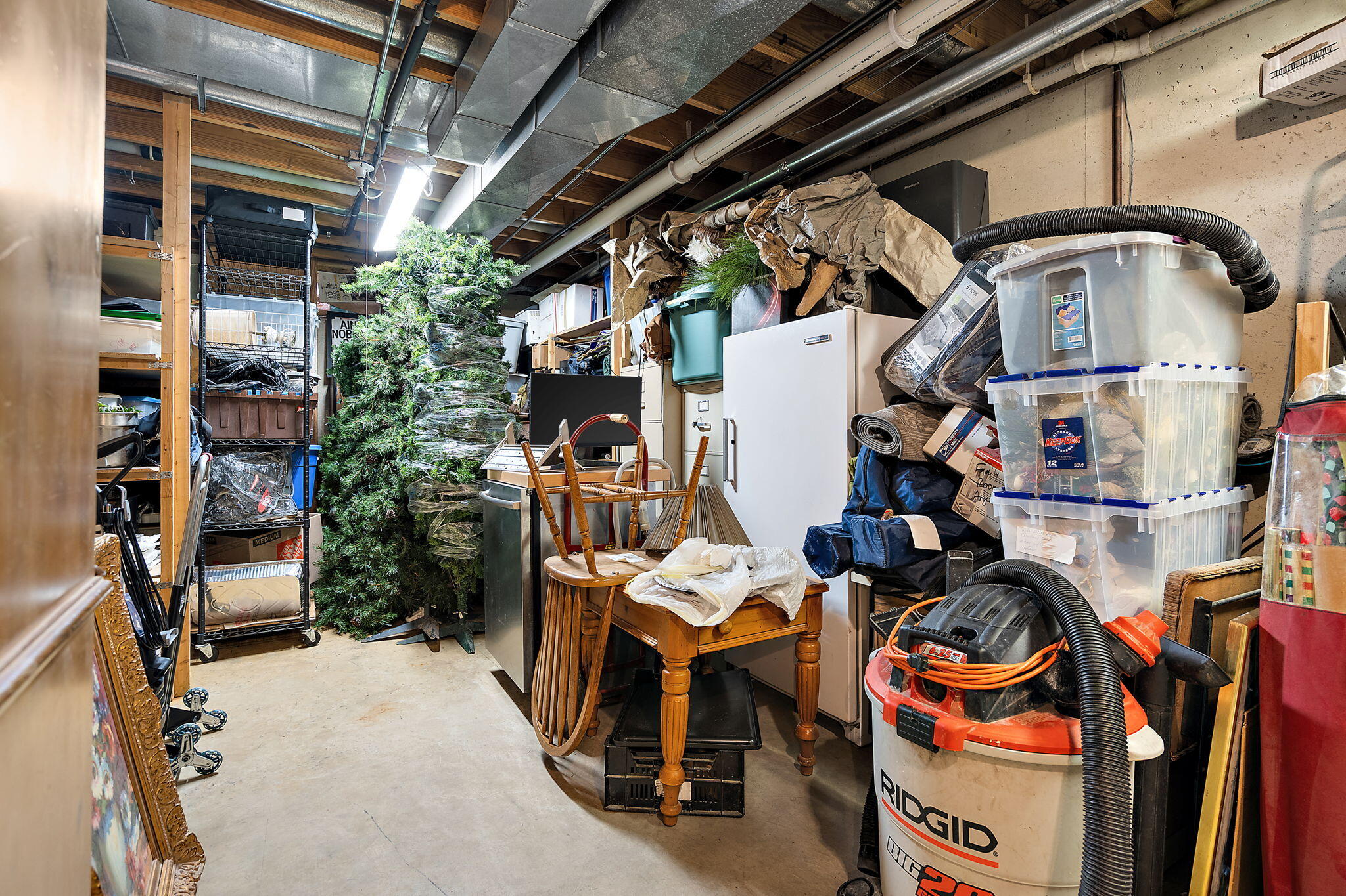 733 South Indiana Avenue Griffith, IN 46319 - Photo 39 of 48 a view of walk in closet