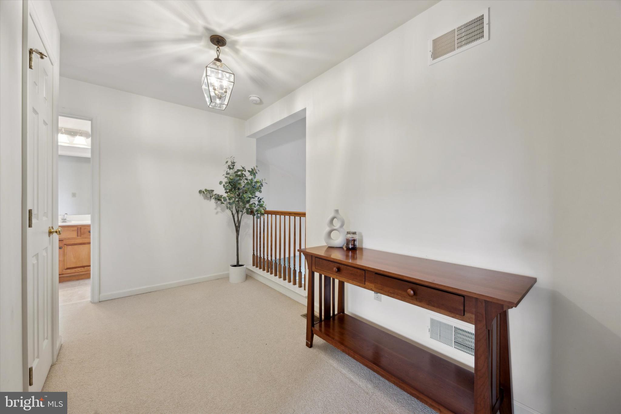 100 Dengler Drive Elverson, PA 19520 - Photo 20 of 39 2nd Level Hallway