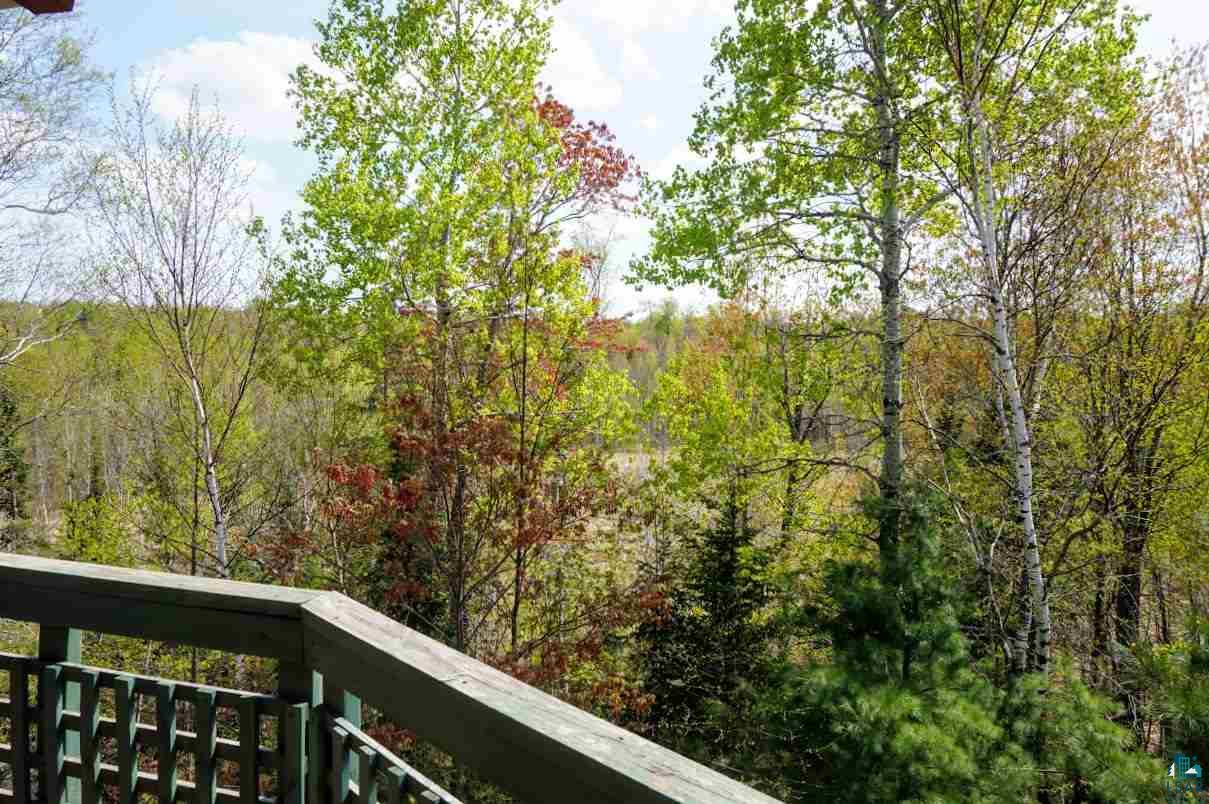 7025 South Oakland Road Superior, WI 54880 - Photo 9 of 25 Gallery Image 9