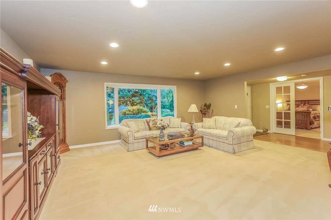 24114 47th Avenue Southeast Bothell, WA 98021 - Photo 5 of 25