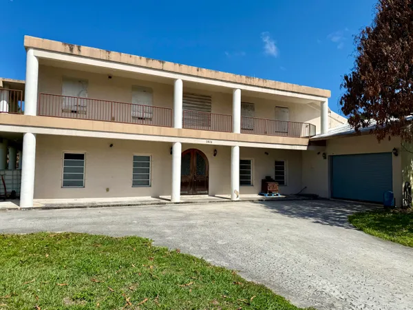 $1,900,000 | 1806 South 29th Street, Fort Pierce, FL 34947