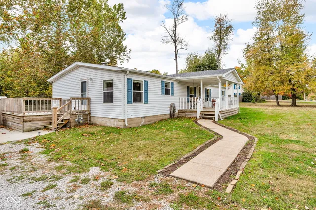 $228,000 | 4391 Highway 340, Brazil, IN 47834