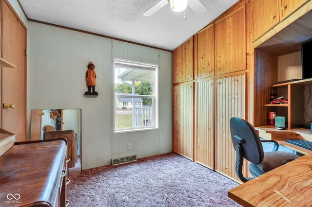 $228,000 | 4391 Highway 340, Brazil, IN 47834