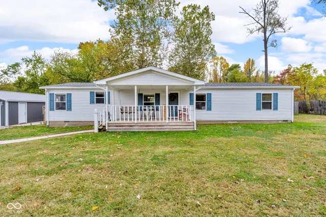 $228,000 | 4391 Highway 340, Brazil, IN 47834