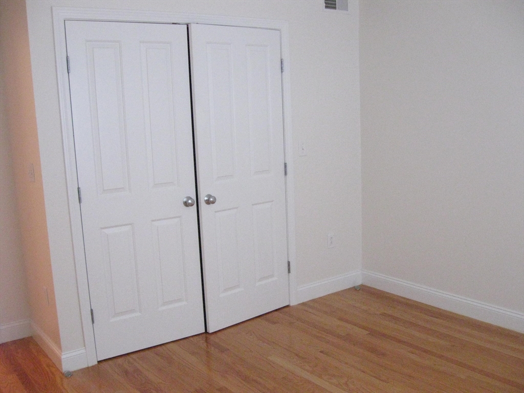 2856 Washington Street Boston, MA 02119 - Photo 15 of 39