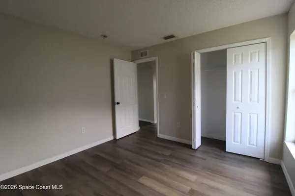 $2,400 | 959 Pine Walk Court Northeast, Palm Bay, FL 32905