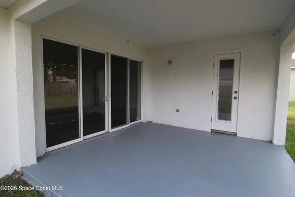 $2,400 | 959 Pine Walk Court Northeast, Palm Bay, FL 32905