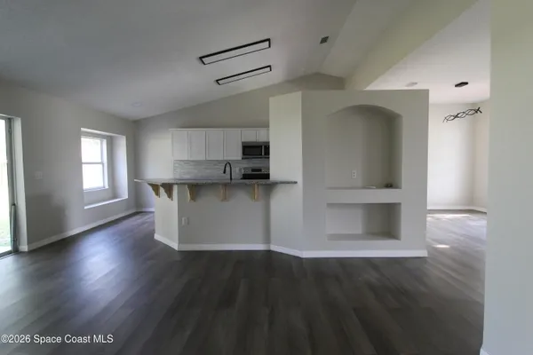 $2,400 | 959 Pine Walk Court Northeast, Palm Bay, FL 32905