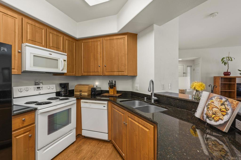 2715 Lake Pointe Drive, Unit 116 Spring Valley, CA 91977 - Photo 14 of 50