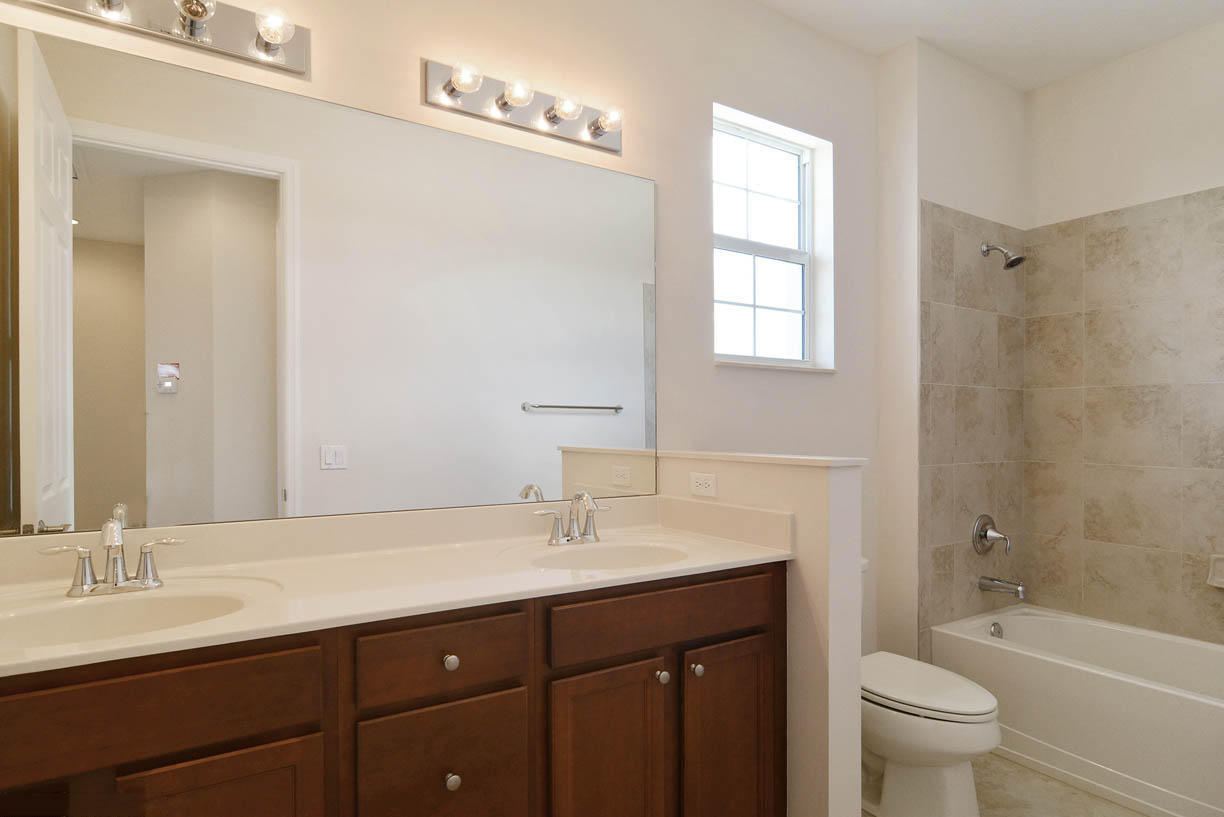 647 Southwest Glen Crest Way Stuart, FL 34997 - Photo 8 of 20 647SWGlenCrestWay_print_8