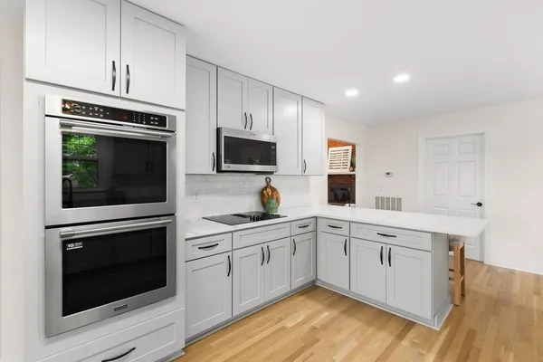 $830,000 | 754 Veterans Parkway, Murfreesboro, TN 37128