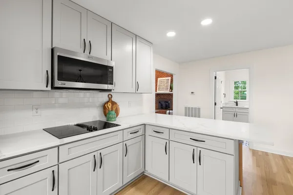 $830,000 | 754 Veterans Parkway, Murfreesboro, TN 37128