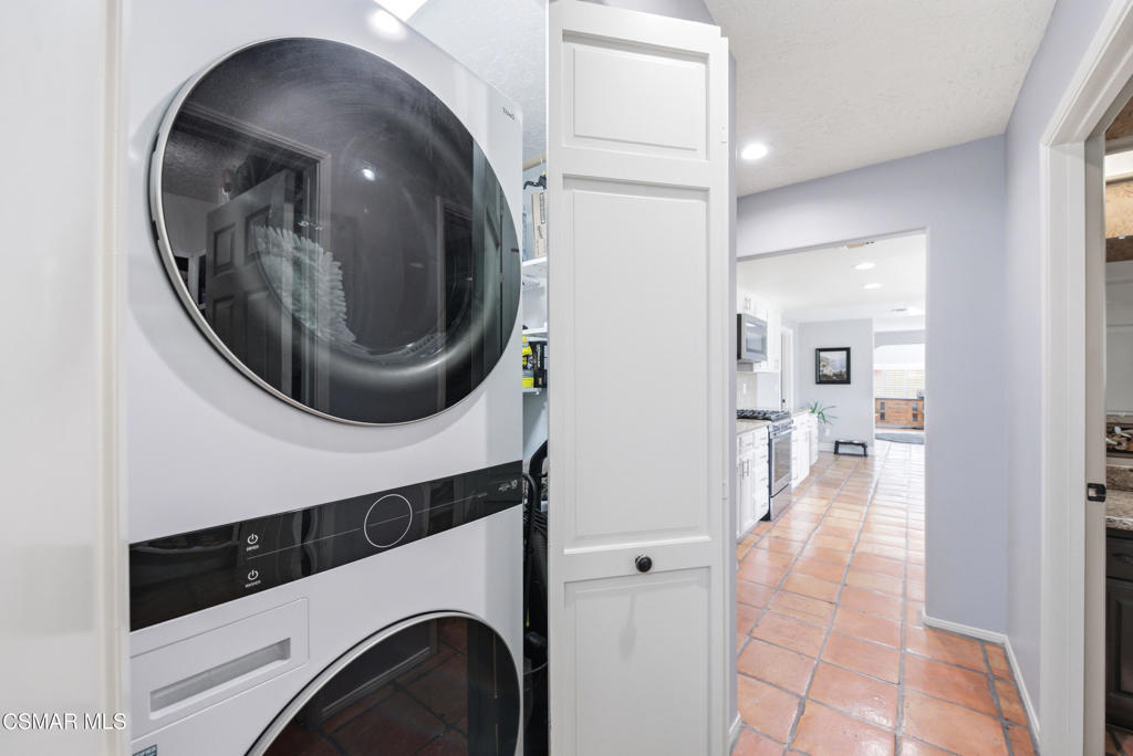 1314 Gonzales Road Simi Valley, CA 93063 - Photo 40 of 77