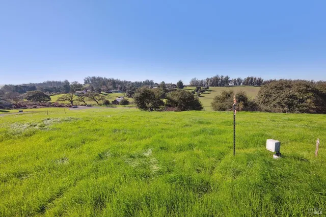 $645,000 | 21 Valen Way, Petaluma, CA 94952