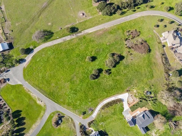 $645,000 | 21 Valen Way, Petaluma, CA 94952