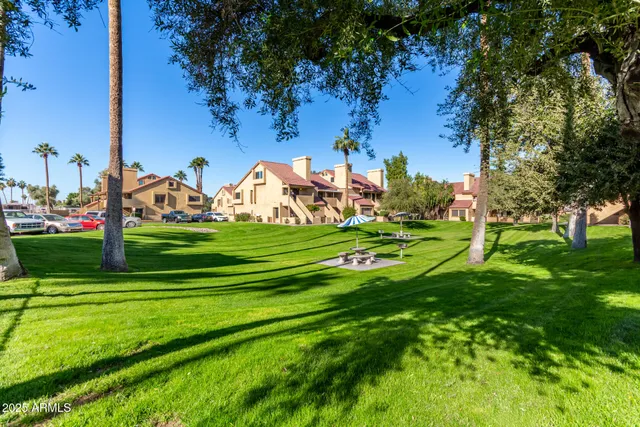 a view of a house with outdoor space