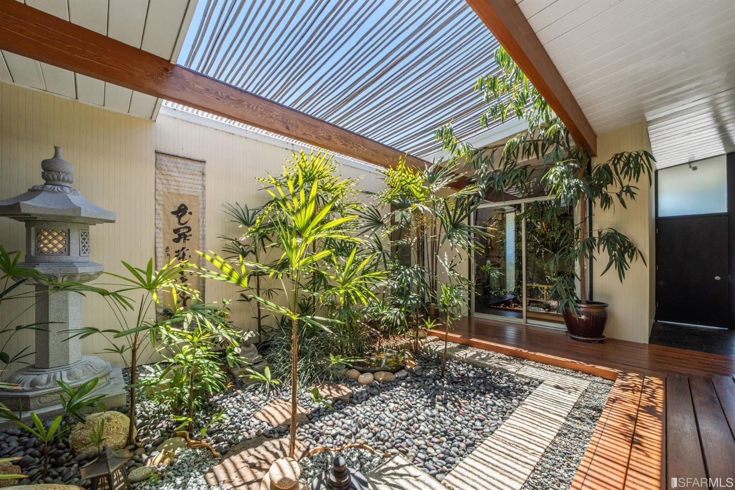 5893 Greenridge Road Castro Valley, CA 94552 - Photo 5 of 66 Gallery Image 5