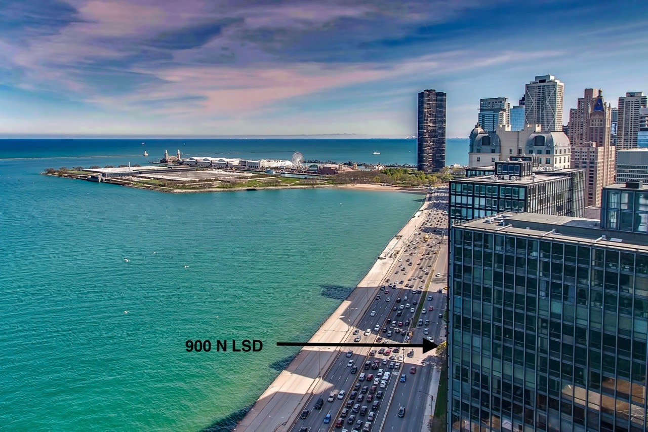 900 North Lake Shore Drive, Unit 1211 Chicago, IL 60611 - Photo 34 of 37 a view of a city