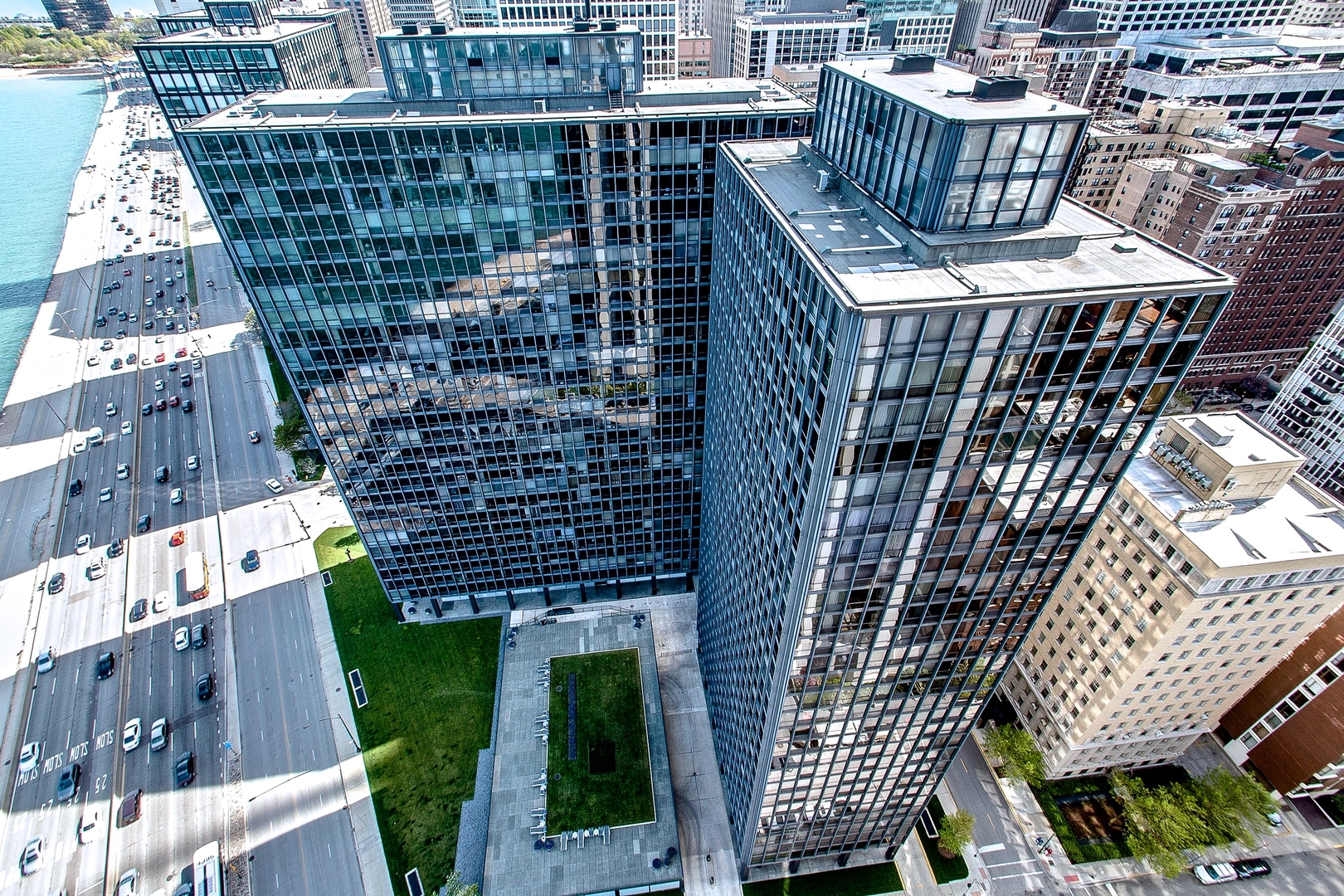 900 North Lake Shore Drive, Unit 1211 Chicago, IL 60611 - Photo 35 of 37
