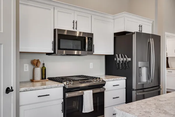 $525,000 | 1605 Waxwing Street, Holmen, WI 54636