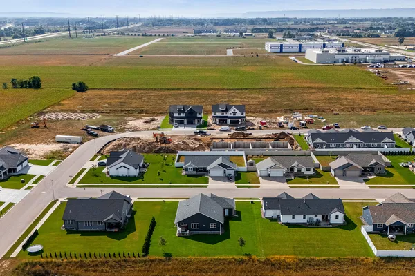 $525,000 | 1605 Waxwing Street, Holmen, WI 54636