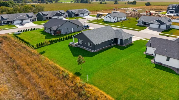 $525,000 | 1605 Waxwing Street, Holmen, WI 54636