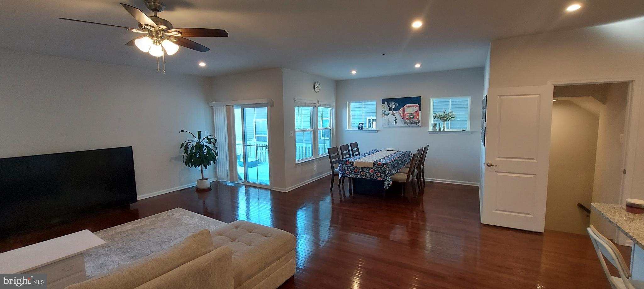 21848 Woodcock Way Clarksburg, MD 20871 - Photo 4 of 35