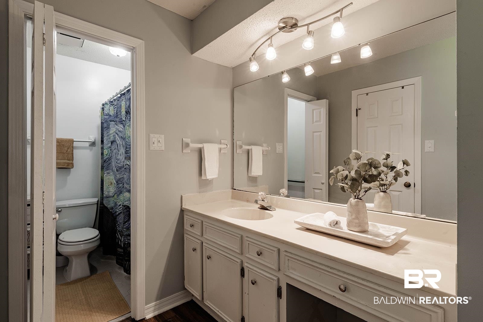2920 Quail Creek Run Mobile, AL 36695 - Photo 21 of 33 Bathroom with toilet and vanity