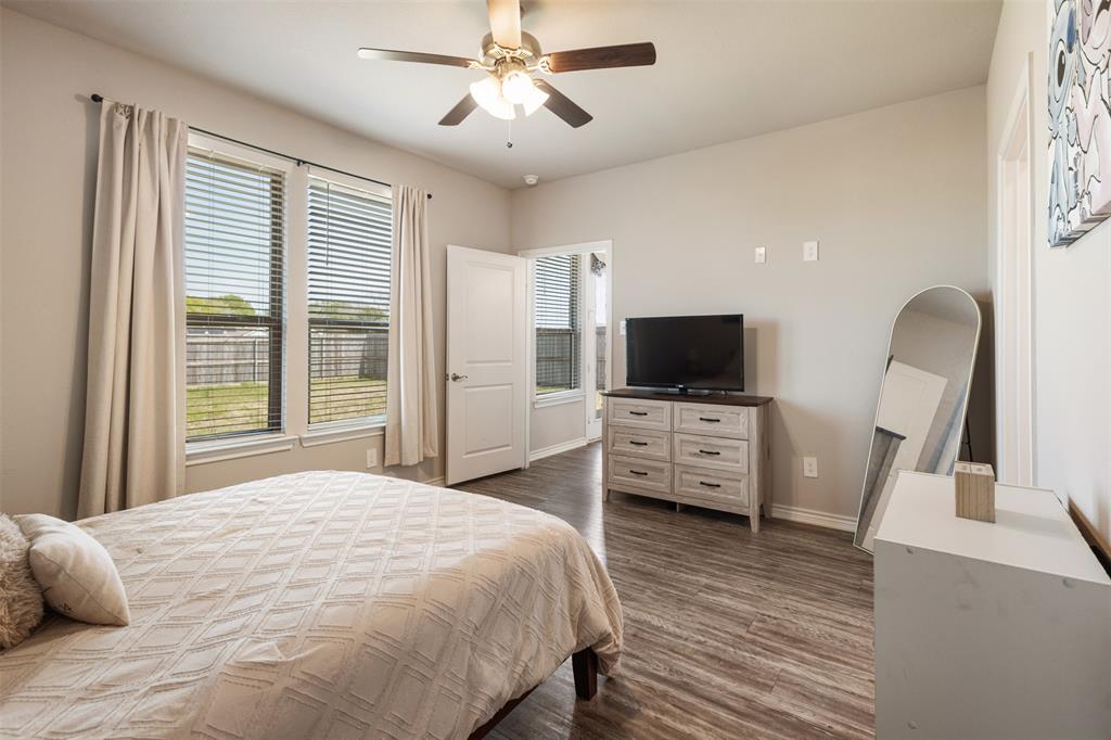 347 Preston Road Mabank, TX 75147 - Photo 17 of 31