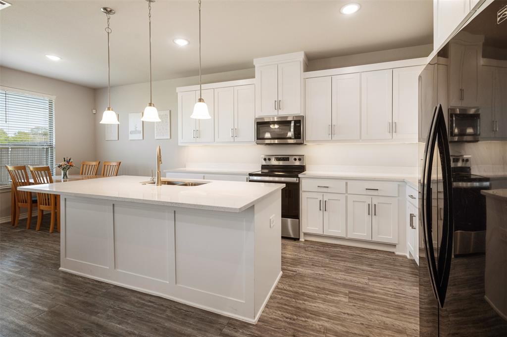 347 Preston Road Mabank, TX 75147 - Photo 9 of 31