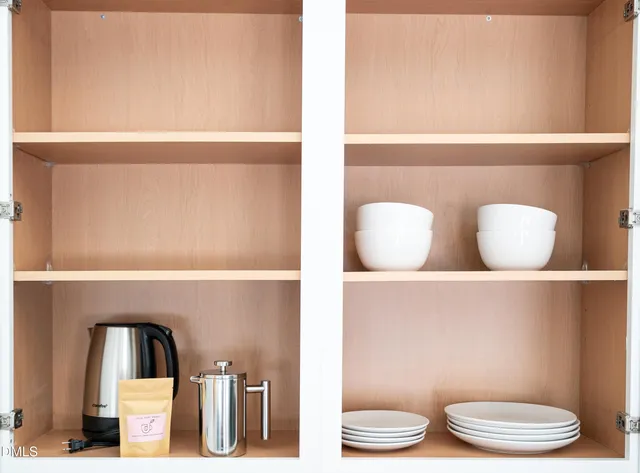 a bathroom with a toilet